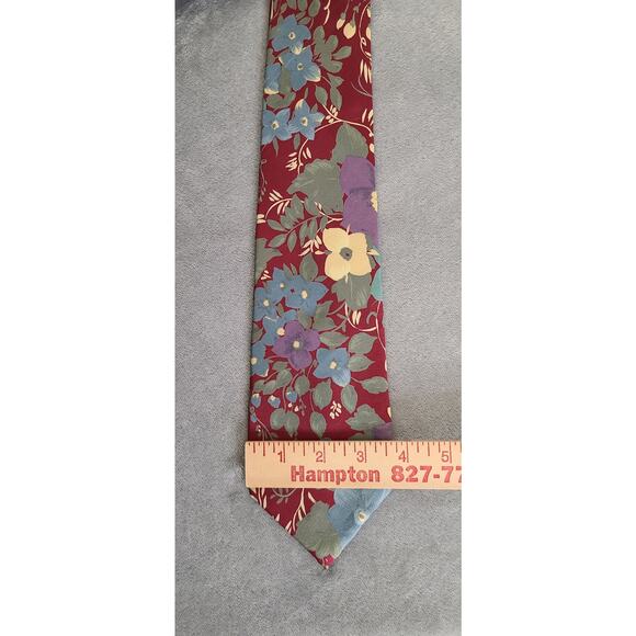 Claybrooke Red Multicolor 100% Silk Floral Tie Made in USA - Picture 3 of 3